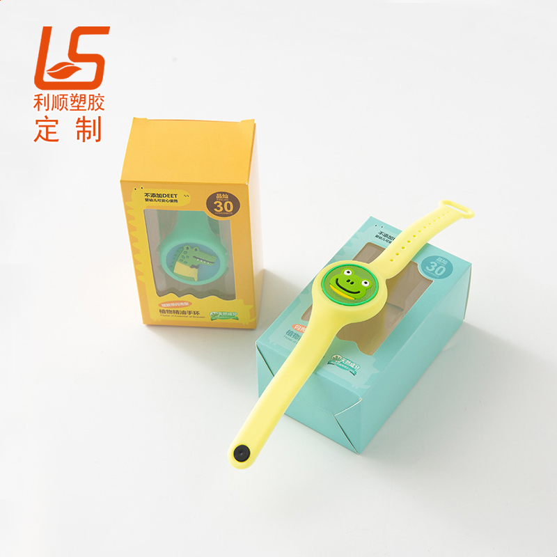 定制PVC軟膠驅(qū)蚊扣 植物精油驅(qū)蚊夾發(fā)光驅(qū)蚊手環(huán) (5)